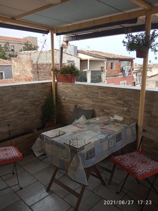 Casa Vacanza Francesco Hotel Катания Екстериор снимка