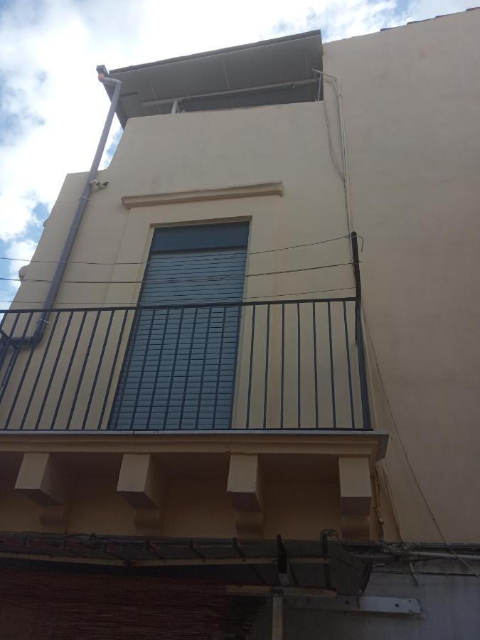 Casa Vacanza Francesco Hotel Катания Екстериор снимка